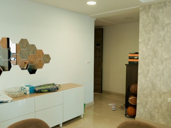 Lodha Marquise